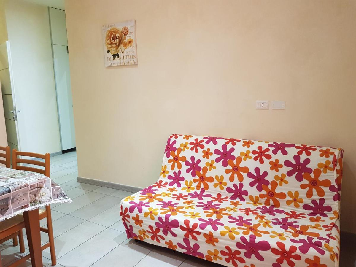 Apartamento Casa Luciana Savona Exterior foto